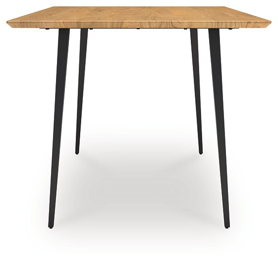 Gretlynn Dining Table