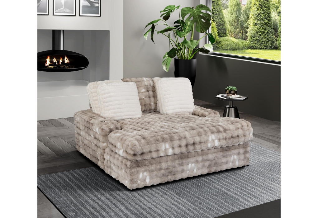 U8292 GREY LOUNGER SOFA WITH USB image